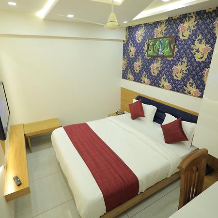 Hotel Rk Fortune Ahmedabad Exterior photo
