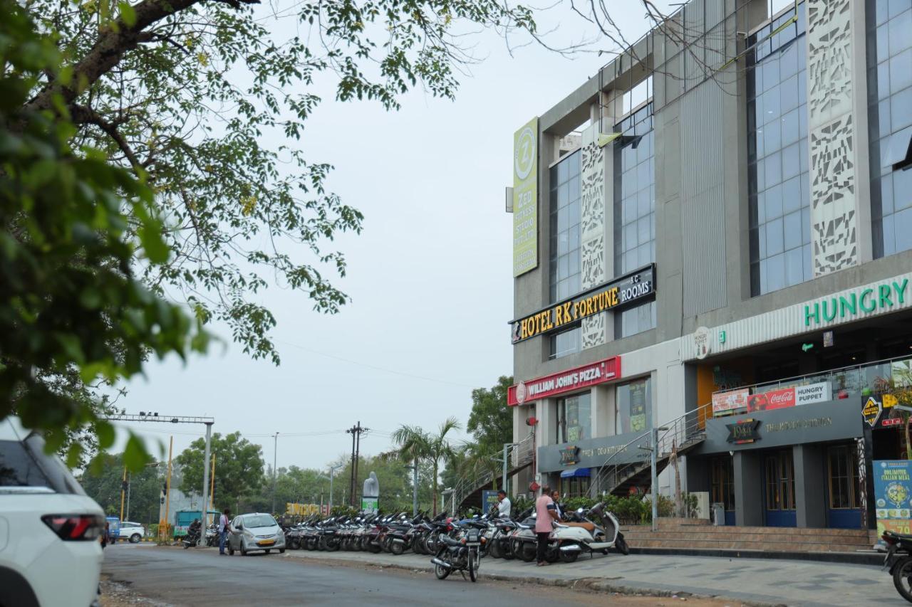 Hotel Rk Fortune Ahmedabad Exterior photo