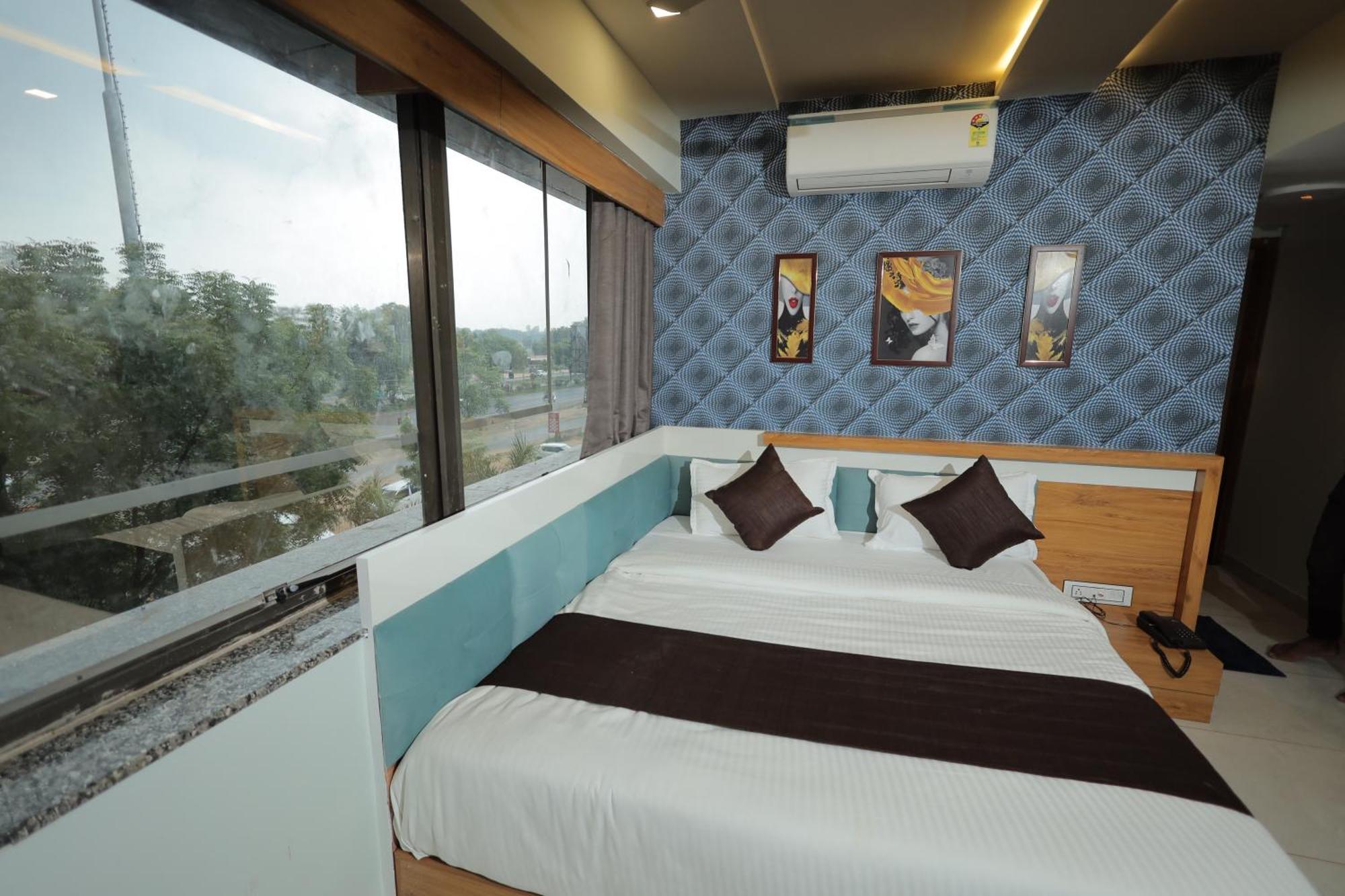 Hotel Rk Fortune Ahmedabad Exterior photo